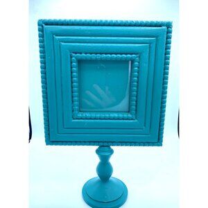 Turquoise Wooden Scalloped Frame Pedestal Picture Frame